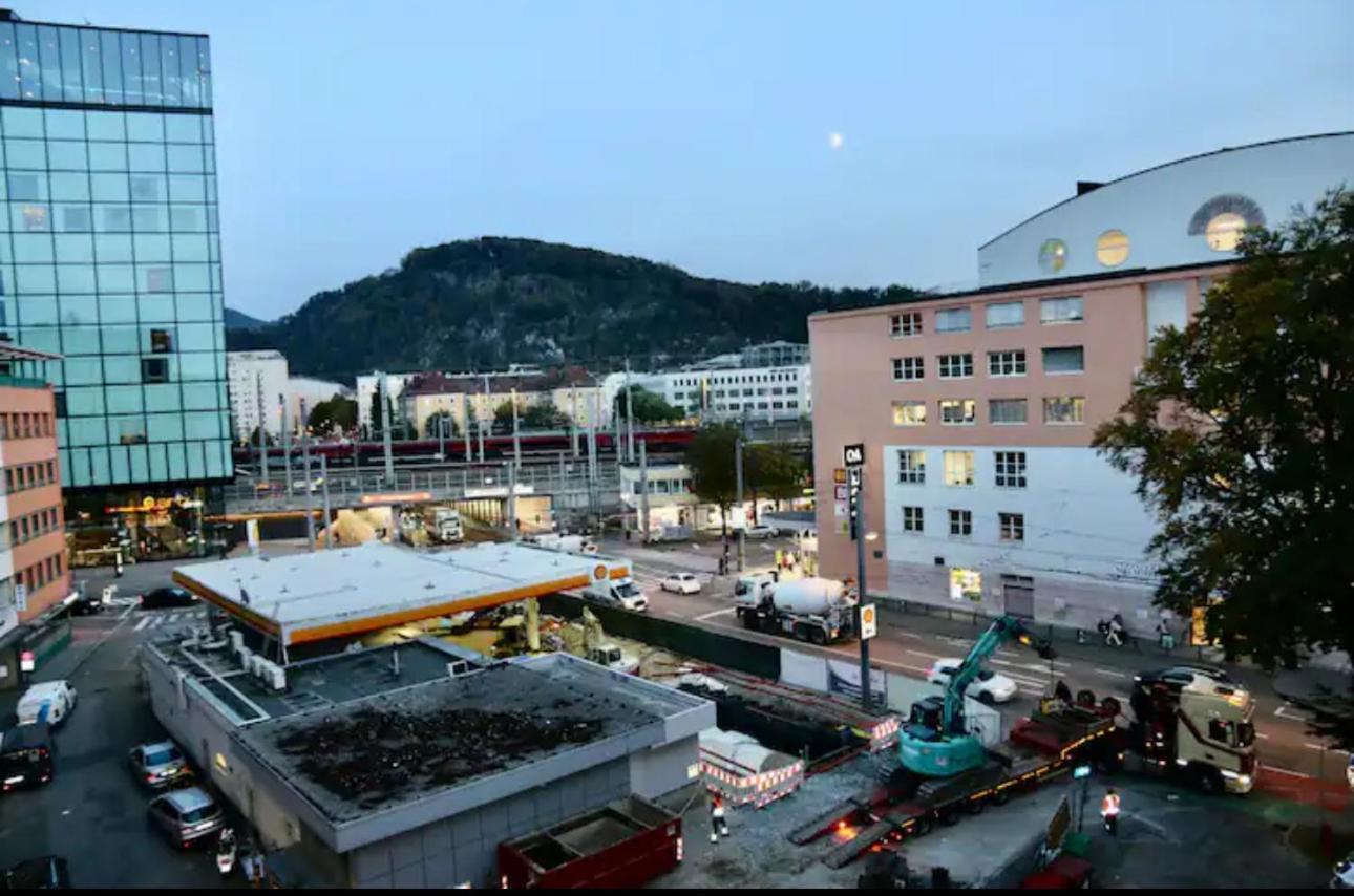 Evido City Apartment Salzburg Bagian luar foto